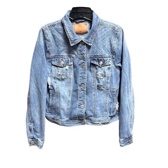 Amethyst Jeans Women’s Distressed Denim Jean Jacket Size Large - Picture 1 of 6